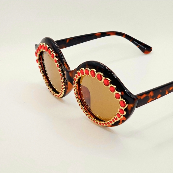 Luxury Crystal Sunglasses - Picture 1 of 5
